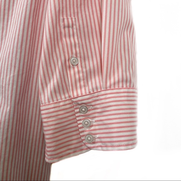EUC Liz Claiborne 3/4 sleeve button down top - Picture 4 of 10